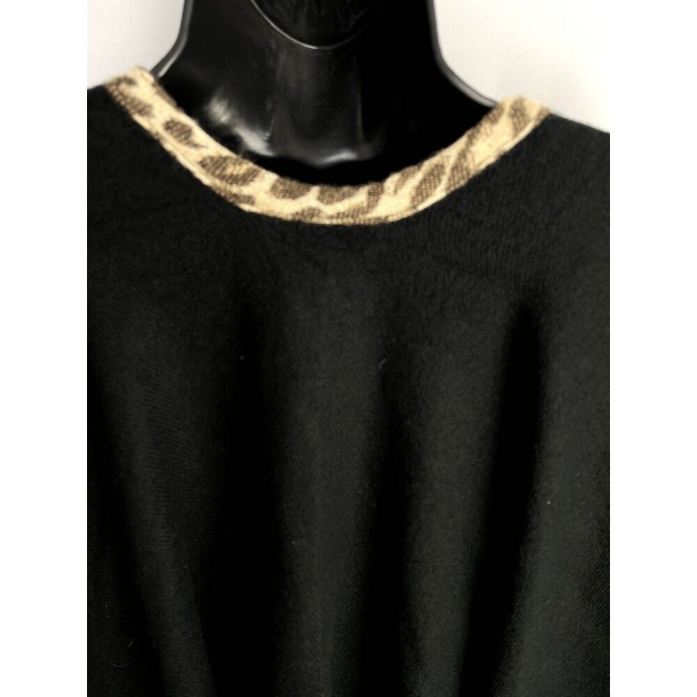 V Fraas Shawl Black Leopard Trim Mob Wife One Size Classy 90s 80s Retro Cape - Picture 5 of 8